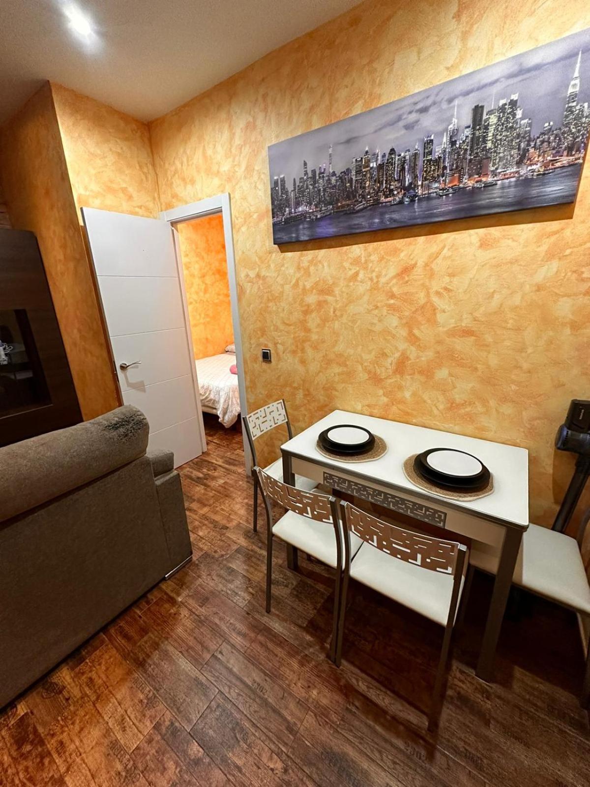 Casa Centrica, En Barrio Bohemio Lejlighed Madrid Eksteriør billede